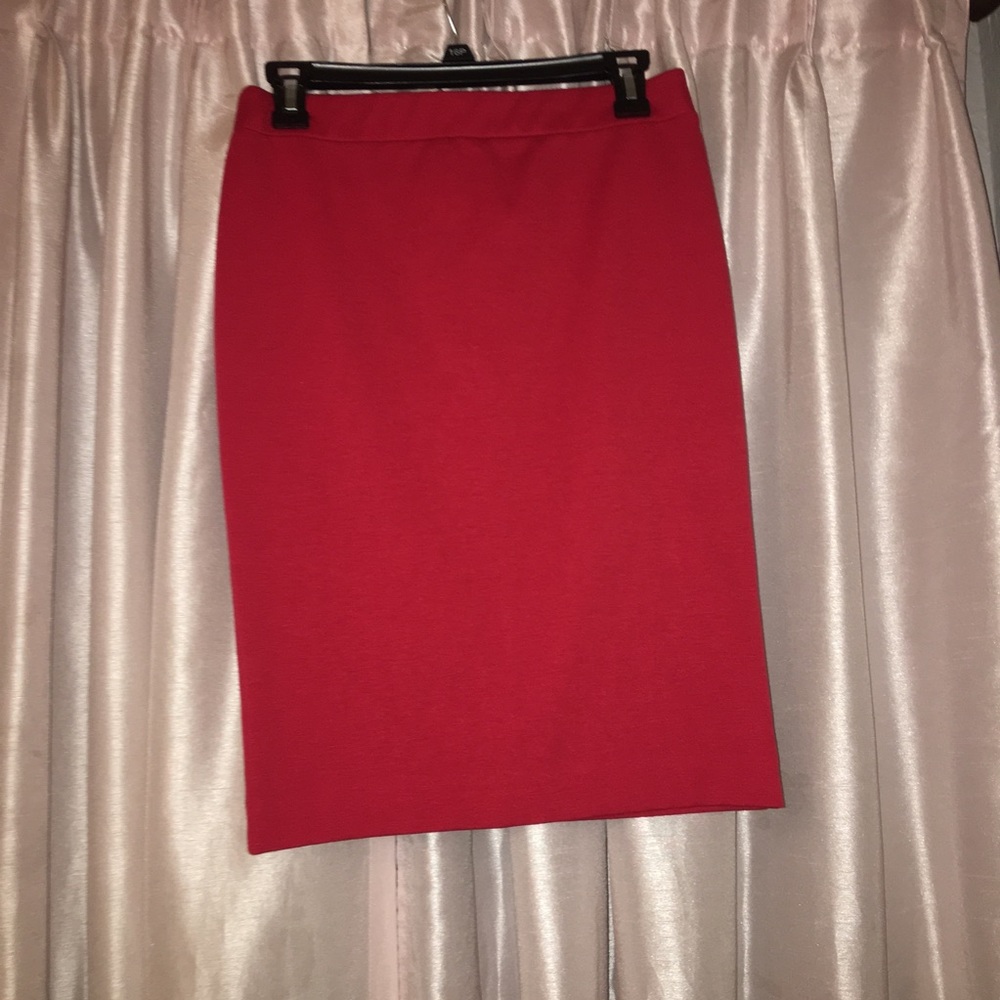 Red skirt